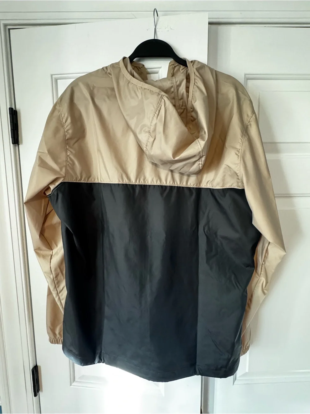 Columbia Men’s Two-Tone Hooded Windbreaker Jacket - Beige & Black